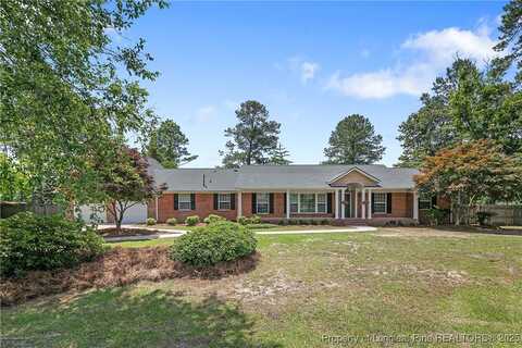7601 Siple Avenue, Fayetteville, NC 28304