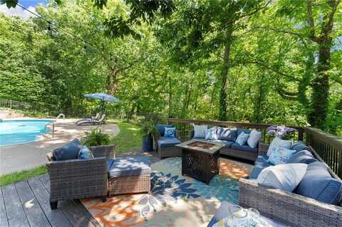 2936 Summitop Road NE, Marietta, GA 30066