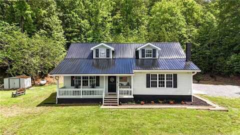 687 Price Creek Road, Talking Rock, GA 30175