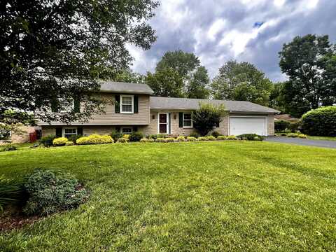 107 Wildwood Drive, Versailles, KY 40383