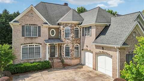 2871 Trailing Ivy Way, Buford, GA 30519