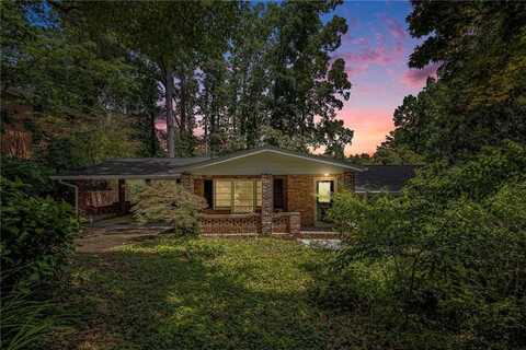2595 Woodhill Circle, Atlanta, GA 30344