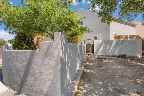 1616 VAIL Place SE, Albuquerque, NM 87106