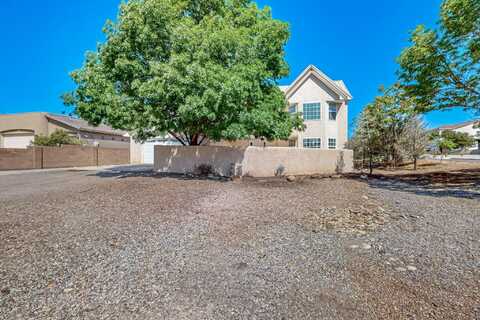 717 MONTERREY Road NE, Rio Rancho, NM 87144