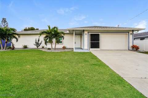 902 SW 11th Court, Cape Coral, FL 33991