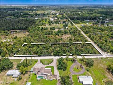 10041 Deal Road, North Fort Myers, FL 33917