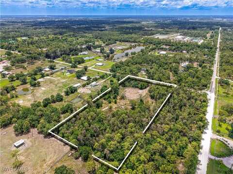 10061 Deal Road, North Fort Myers, FL 33917