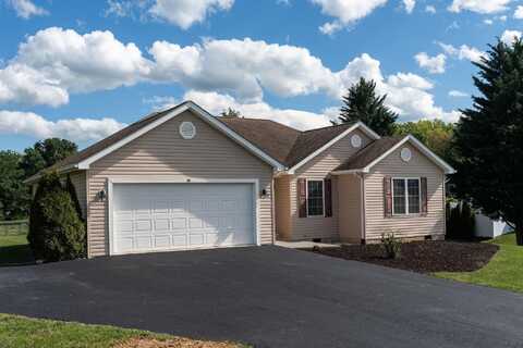 50 WINTER RIDGE DR, STUARTS DRAFT, VA 24477