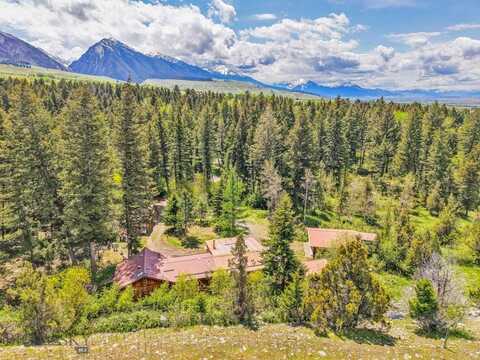 117 Deep Creek Road, Livingston, MT 59047