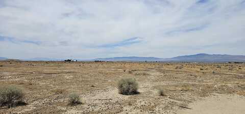 76th West Avenue B2, Lancaster, CA 93536