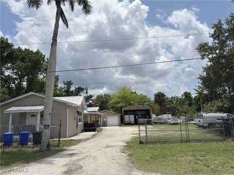 3854 Woodside Avenue, Fort Myers, FL 33916