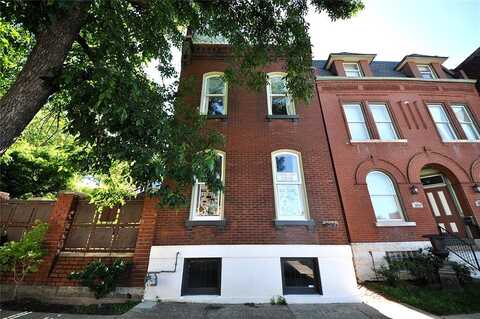2862 McNair Avenue, Saint Louis, MO 63118