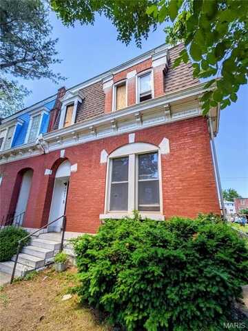 7223 Pennsylvania Avenue, Saint Louis, MO 63111