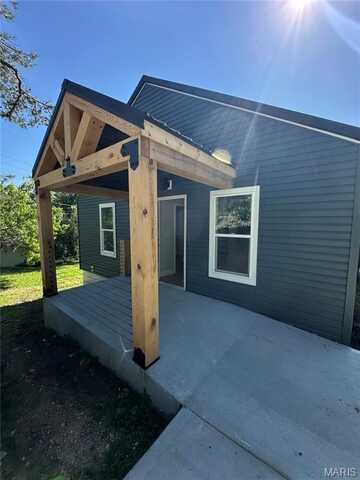 403 Broadway Street, Waynesville, MO 65583