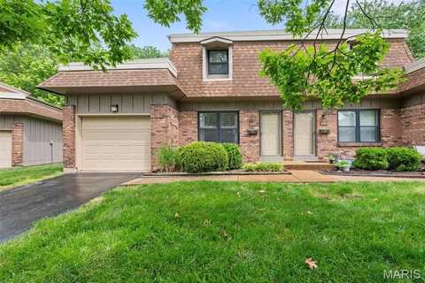 2497 Dordogne Drive, Maryland Heights, MO 63043