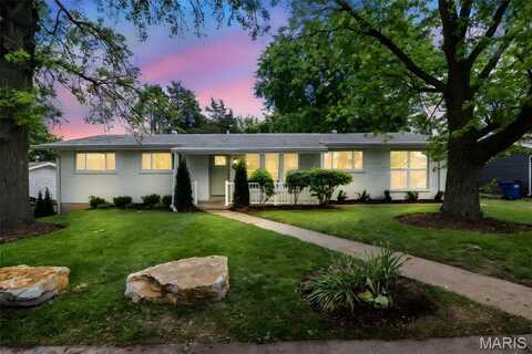 1620 Lincoln Drive, Saint Charles, MO 63303