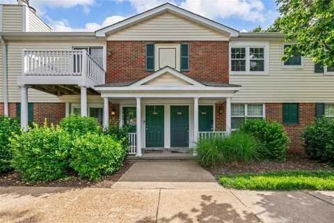 9181 Wrenwood Lane, Brentwood, MO 63144