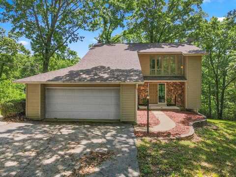 4 Seclusion Woods, Festus, MO 63028