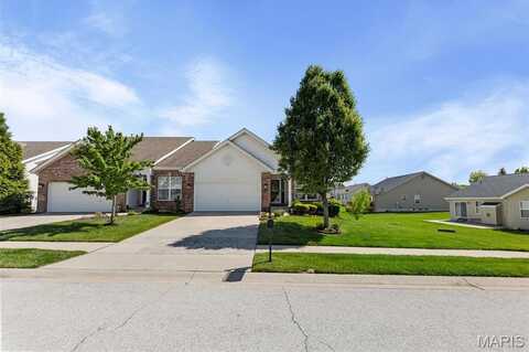 6806 Kensington Drive, Maryville, IL 62062