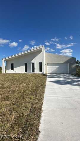 6010 Ruth Avenue N, Lehigh Acres, FL 33971