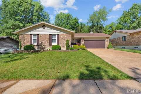737 Vanderville Drive, Fenton, MO 63026