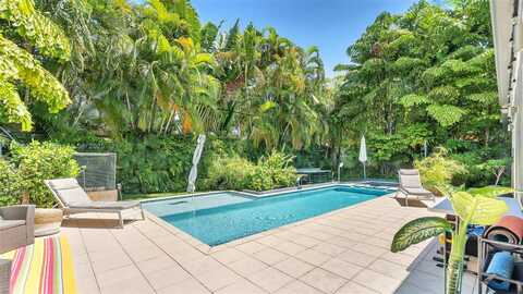 651 NE 52nd Ter, Miami, FL 33137