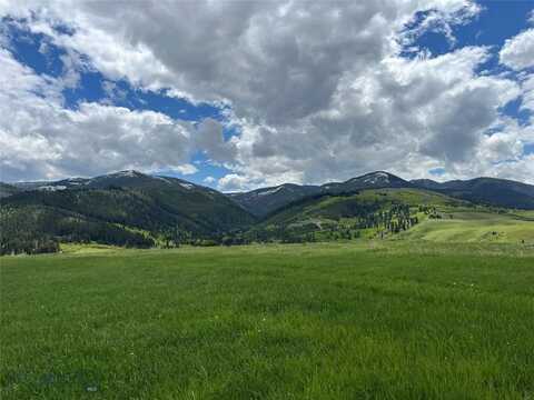 2500 Big Bear Road, Gallatin Gateway, MT 59730