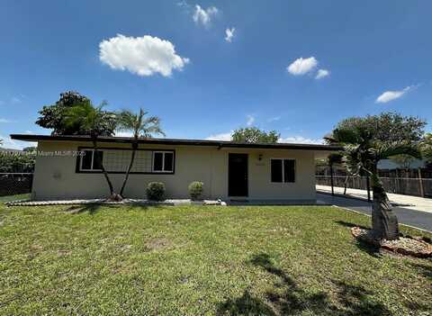 19252 NW 47 Place, Miami Gardens, FL 33055