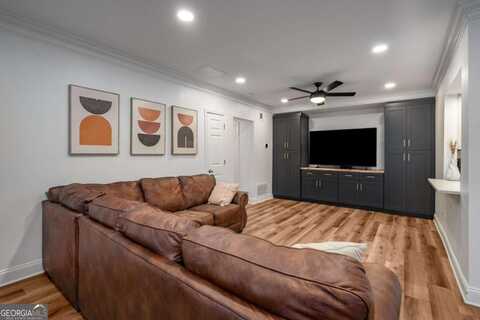 6980 Roswell, Atlanta, GA 30328