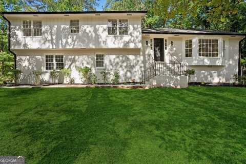 4745 Elam Forest, Stone Mountain, GA 30083