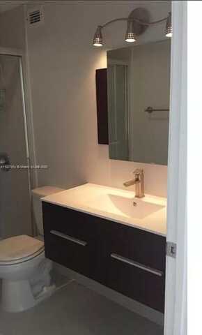 undefined, Sunny Isles Beach, FL 33160