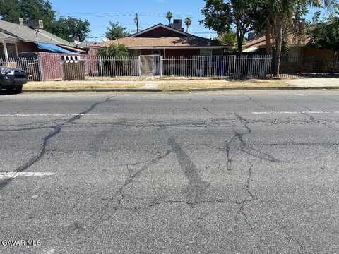 1108 Monterey Street, Bakersfield, CA 93305