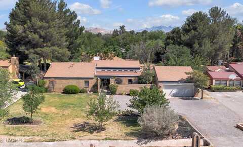 724 Gary Lane Lane, El Paso, TX 79922