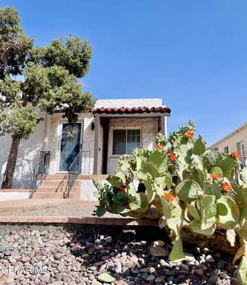 910 MESITA Drive, El Paso, TX 79902