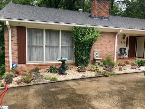 223 Covington Road, Greenville, SC 29617
