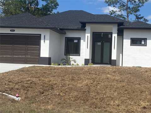 3806 3806 E 18th St, Lehigh Acres, FL 33972