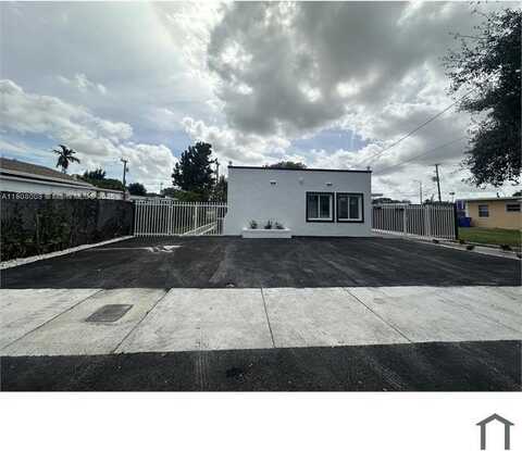 1136 NW 55th St, Miami, FL 33127
