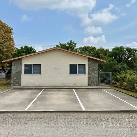 6121 SW 40th Ct, Miramar, FL 33023