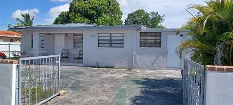 650 E 55th St, Hialeah, FL 33013