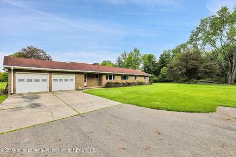 847 N Waverly Road, Dimondale, MI 48821