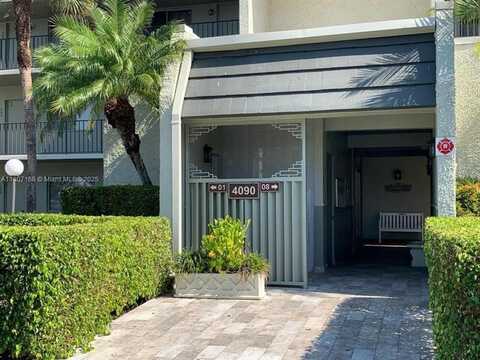 4090 Tivoli Ct, Lake Worth, FL 33467