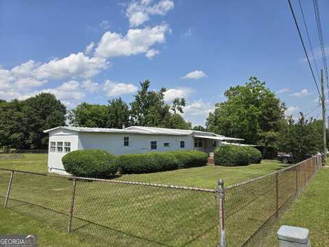 920 Collins, Warner Robins, GA 31093