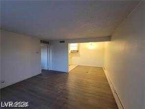 615 S Royal Crest Circle, Las Vegas, NV 89169
