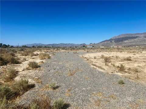6140 N Alpaca Avenue, Pahrump, NV 89060