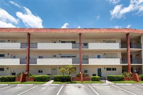 9823 S Hollybrook Lake Dr, Pembroke Pines, FL 33025