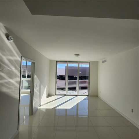 7661 NW 107th Ave, Doral, FL 33178
