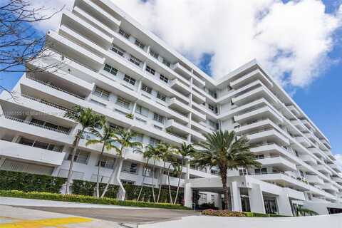 199 Ocean Lane Dr, Key Biscayne, FL 33149