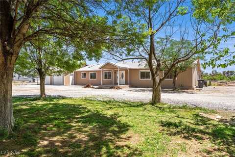 581 W Betty Avenue, Pahrump, NV 89060