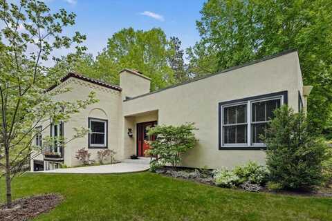 17 E Stillwater Avenue, Beverly Shores, IN 46301