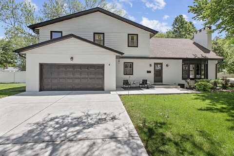 2302 Shannon Drive, Valparaiso, IN 46383